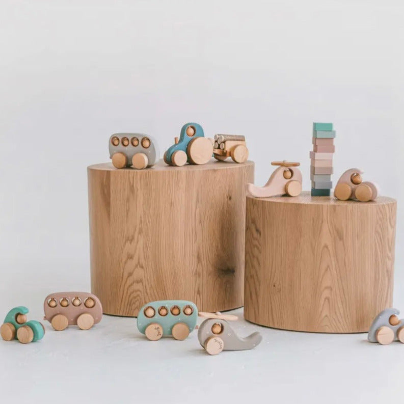Holz-Spielzeugbus