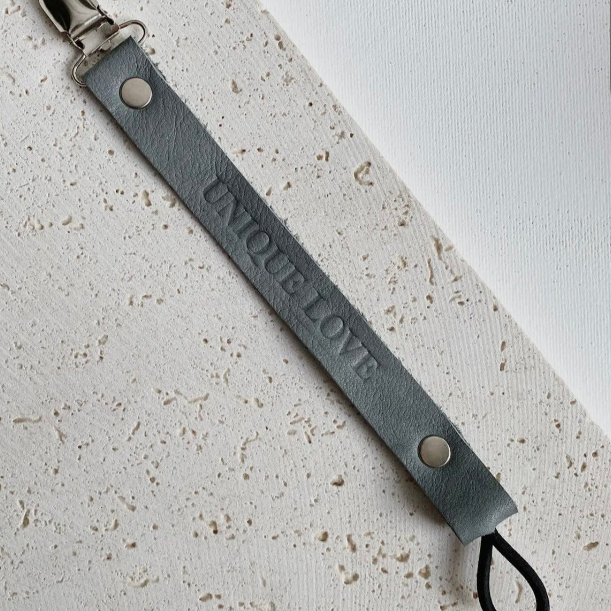 Schnullerband Leder