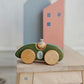 Grünes Rennwagen-Holzspielzeug